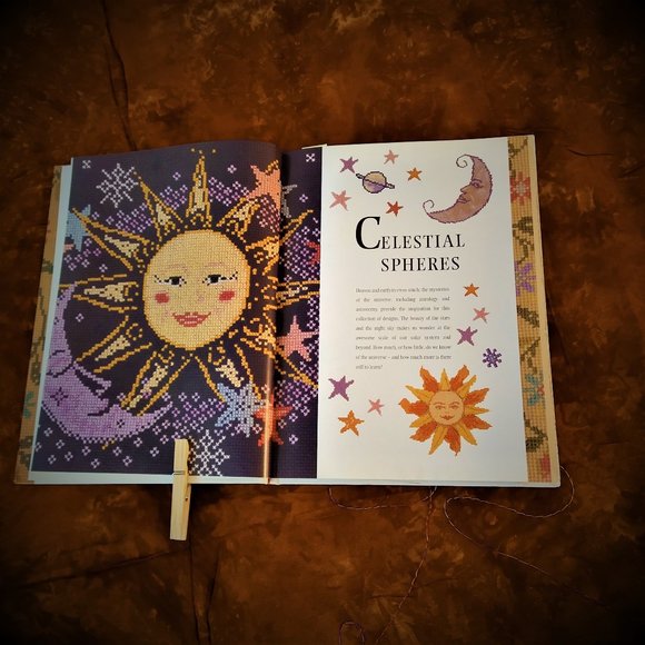 THE GLORIES OF CROSS STITCH BY LAUREN TURNER 2000 - Picture 3 of 16